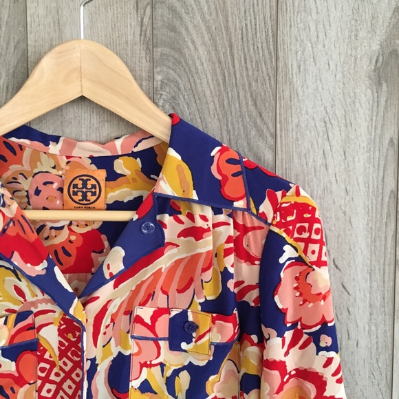 Tory Burch Tops - HP⚡️Tory Burch 100% Silk Floral Button Down